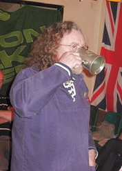 Dave takes advantage of the beer 'alley - Crediton folk festival '09